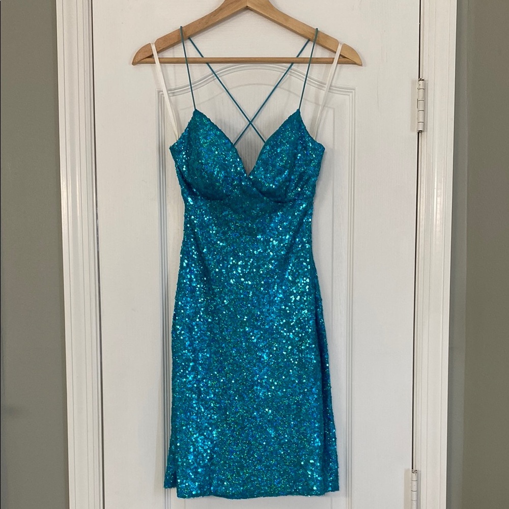 Windsor Blue Sequin Embellished Bodycon Mini